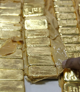 Man held with 34 gold bars at Ctg airport